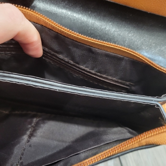 Crossbody Purse faux leather clasp closure Women's One Size brown - Picture 4 of 8